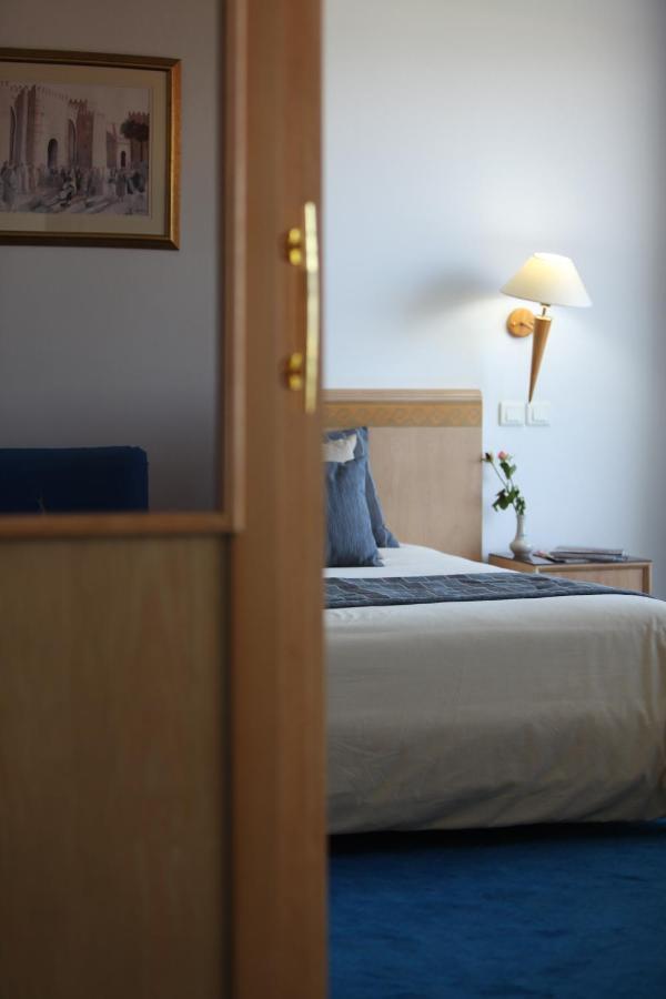 One-Bedroom Suite,1293050251:JPEG