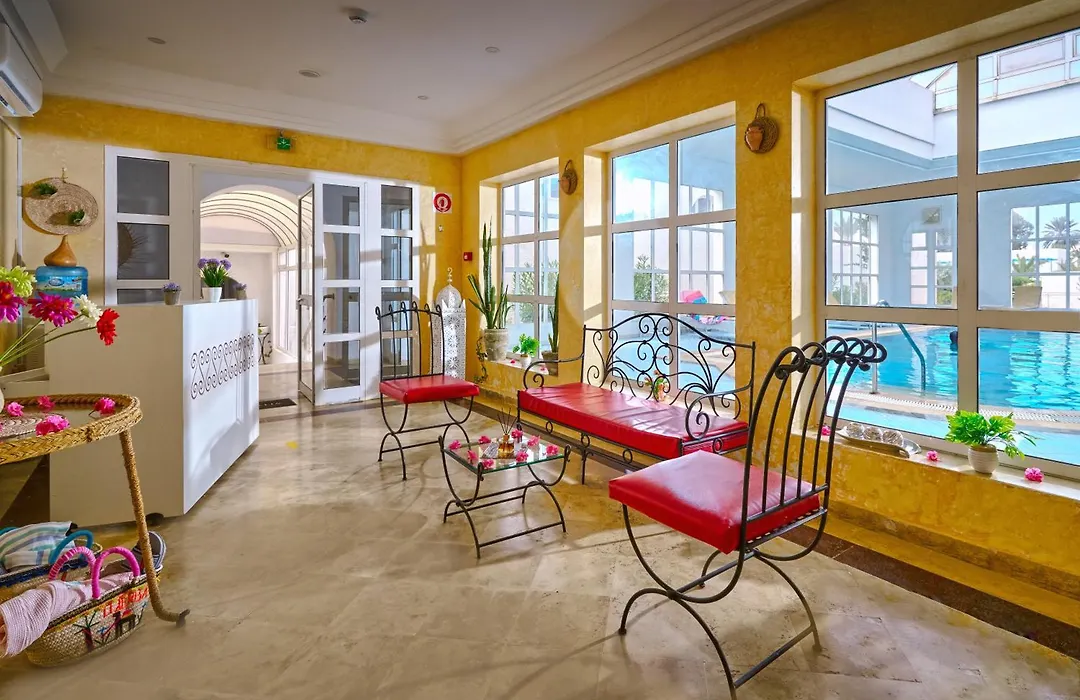 Hari Club Beach Resort-1