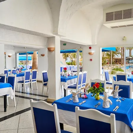 Hari Club Beach Resort-3