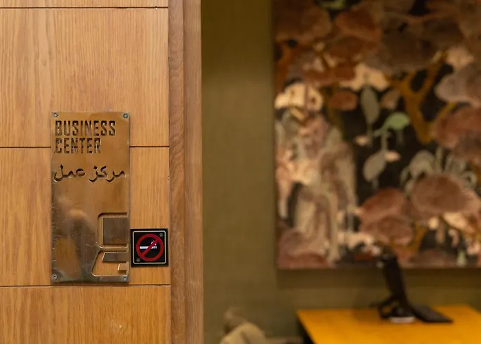 فندق جولف رويال تونس, تونس